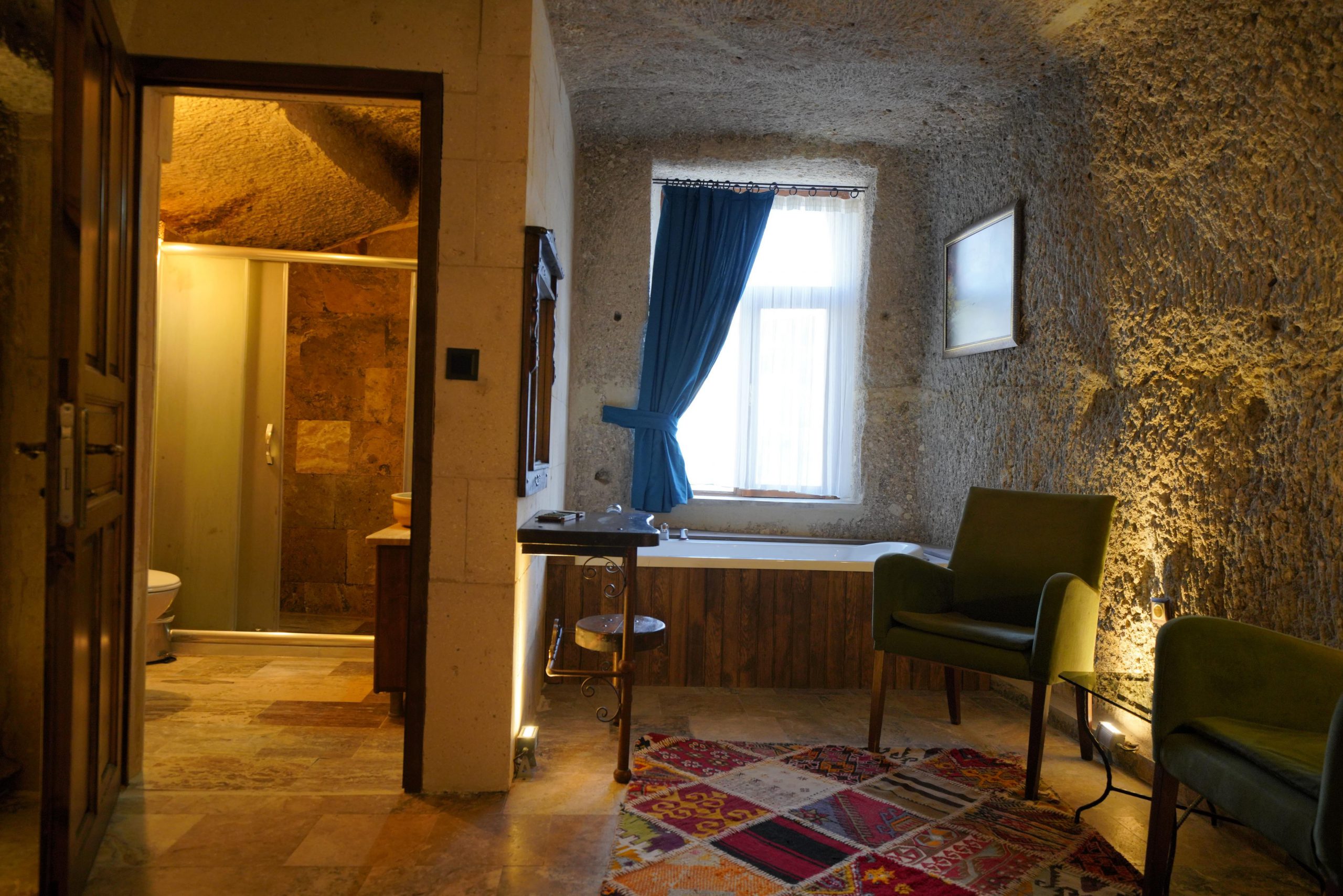 Deluxe Double Cave Room with Jacuzzi