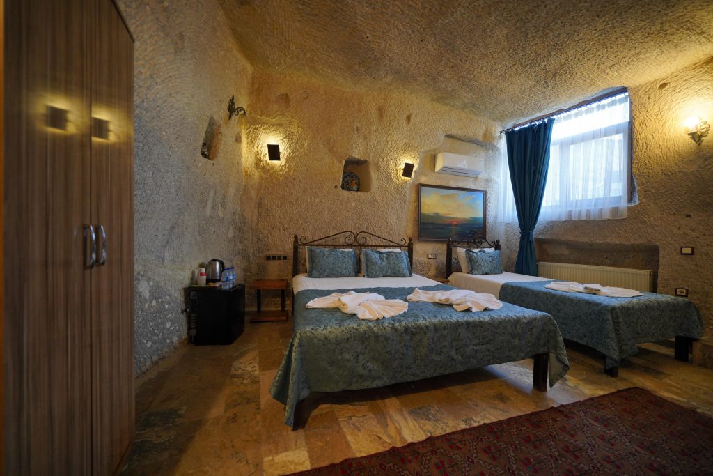 http://www.emitcavehotel.com/wp-content/uploads/2023/06/4-3-1024x683.jpg