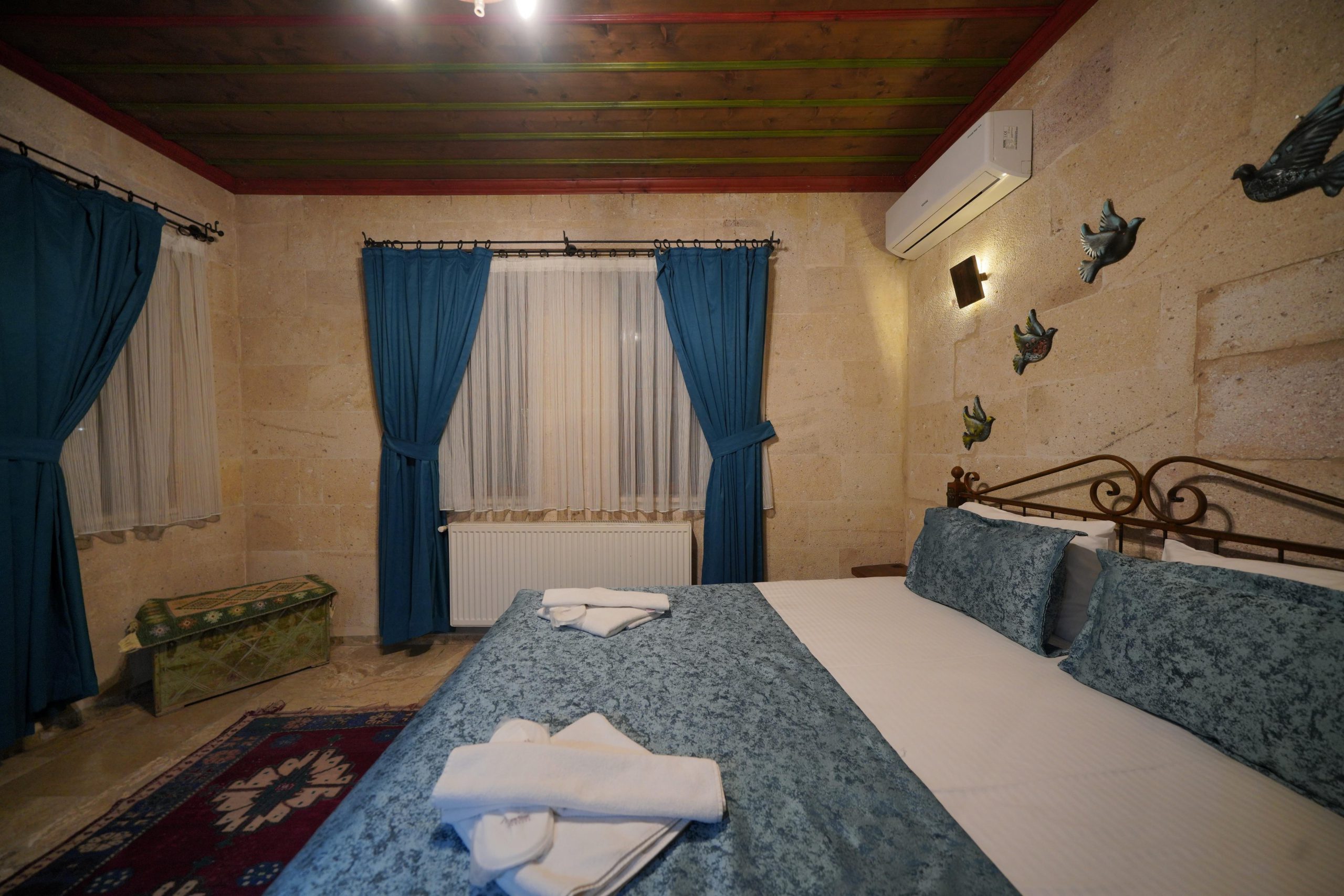 Double Stone Room
